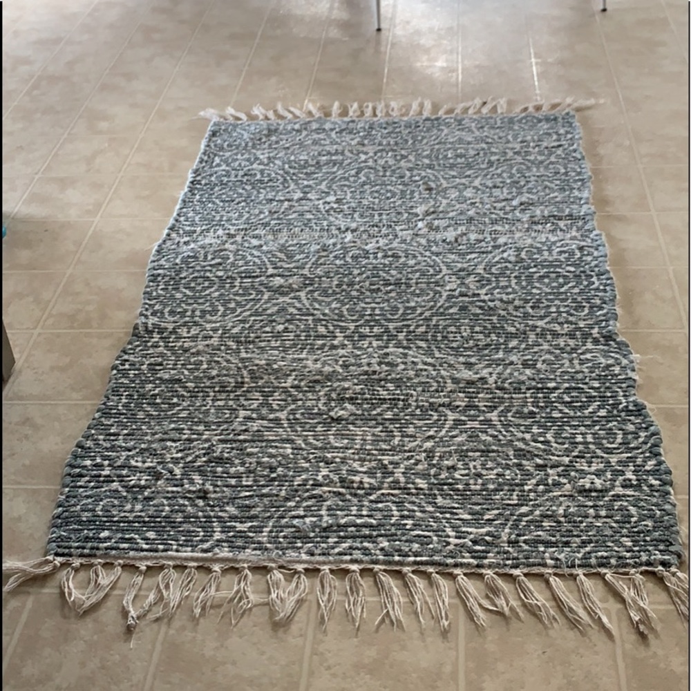 Rug